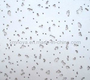 Πίνακας ορθογώνιας οροφής από ορυκτές ίνες για ακουστική διακόσμηση σε ορθογώνιο σχήμα