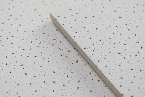 Κάρτον Διαστάσεις 613 X 623 X 130 160 mm Πίνακας οροφής από ορυκτές ίνες για διακόσμηση ξενοδοχείων