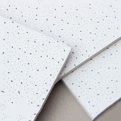 Ακουστικές ορυκτές ίνες μαλλί πτώση ταβάνι πλακάκια με λωρίδες γραμμές Εικόνα επιφάνειας