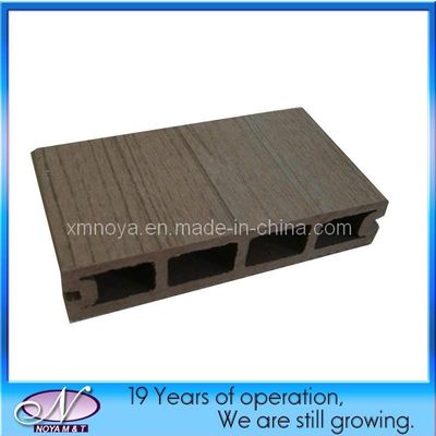 Γρήγορη και εύκολη εγκατάσταση 145mm * 30mm Συνθετική WPC Decking για εξωτερική διακόσμηση δαπέδων