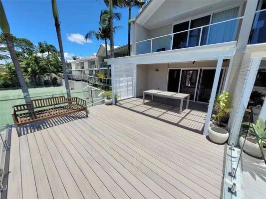 150mm*25mm WPC ξύλινο πλαστικό σύνθετο πάτωμα για διακόσμηση κήπου Εταιρεία επιχειρήσεων