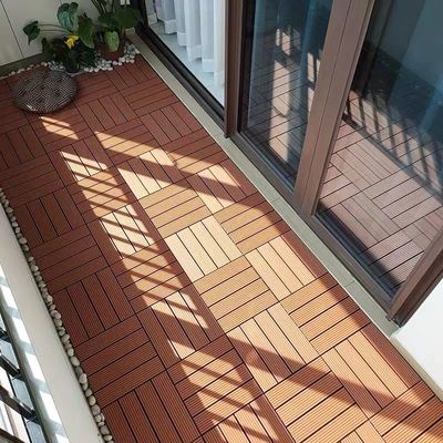 300mm*300mm WPC Decking για περιβαλλοντικά φιλικά decking / φράχτες / περικοπές περίφραξης