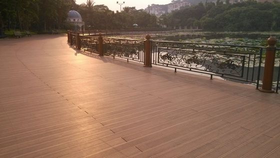 150mm*25mm WPC πλακάκια δαπέδου Το τέλειο συνδυασμό του στυλ και της αντοχής