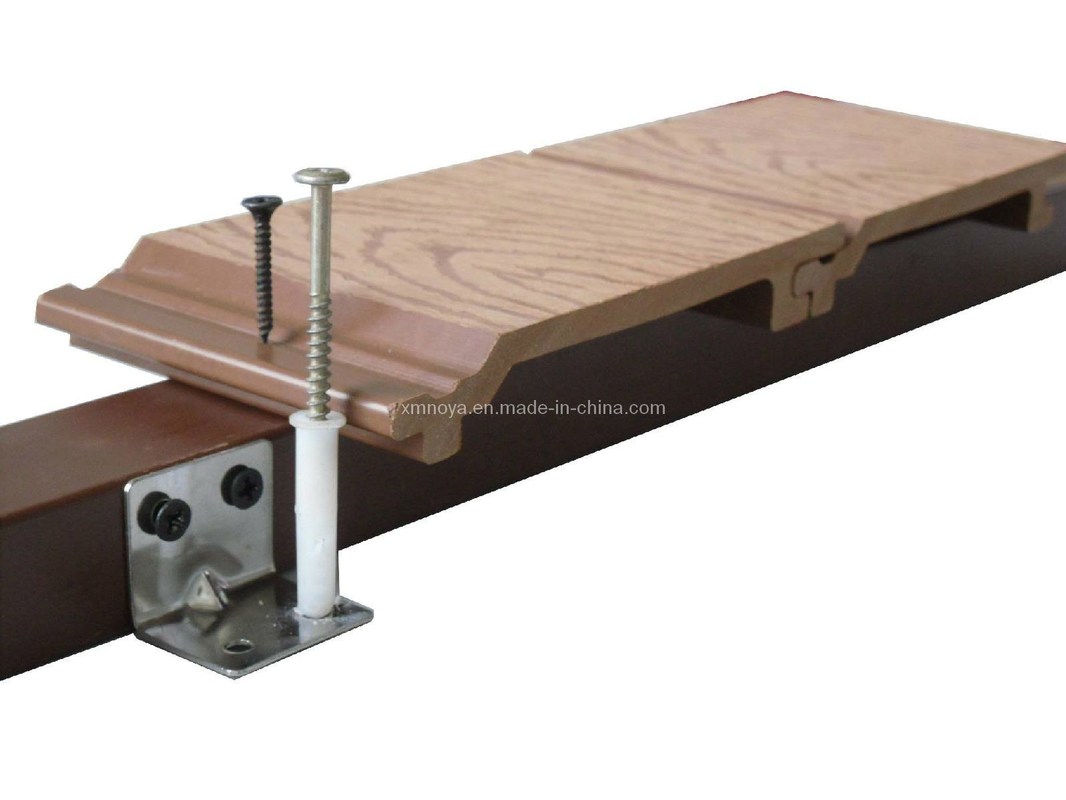 Στρίψιμο Φινίρισμα Αδιάβροχο και ανθεκτικό στις καιρικές συνθήκες WPC εξωτερικό τοίχωμα επιφάνειας 156MM * 21MM